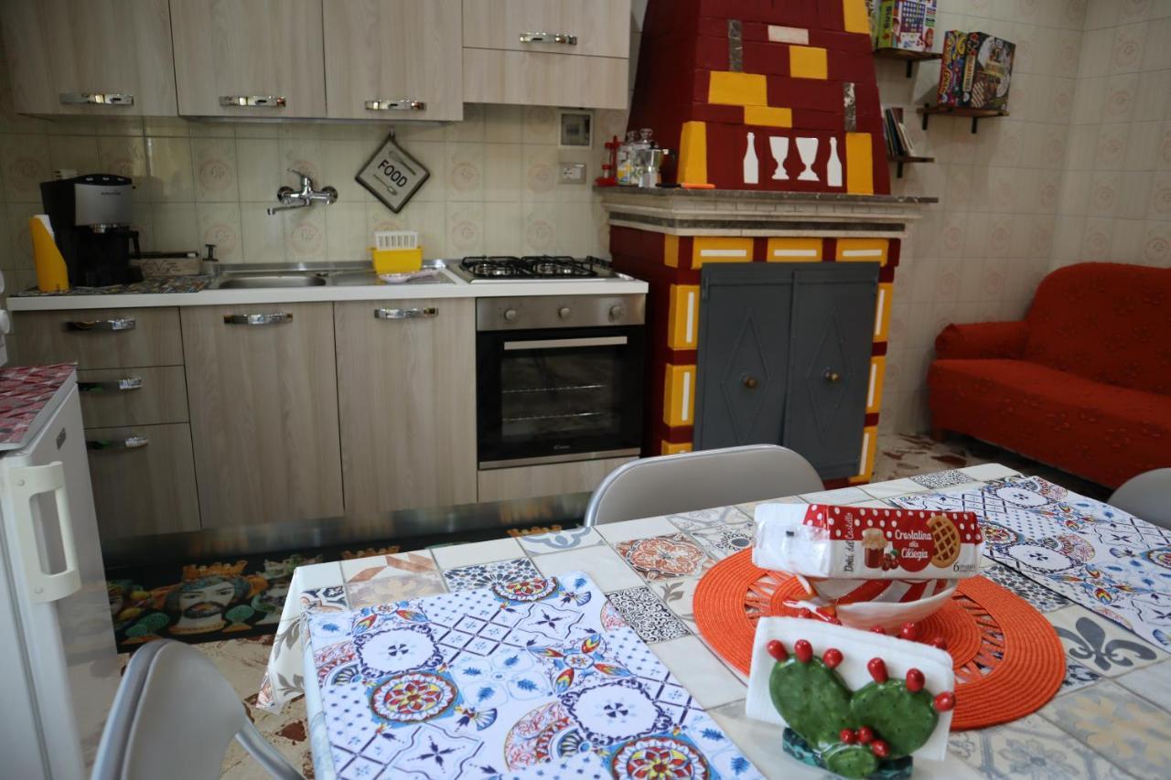 Willa Casa Borgo Borrello San Mauro Castelverde Zewnętrze zdjęcie